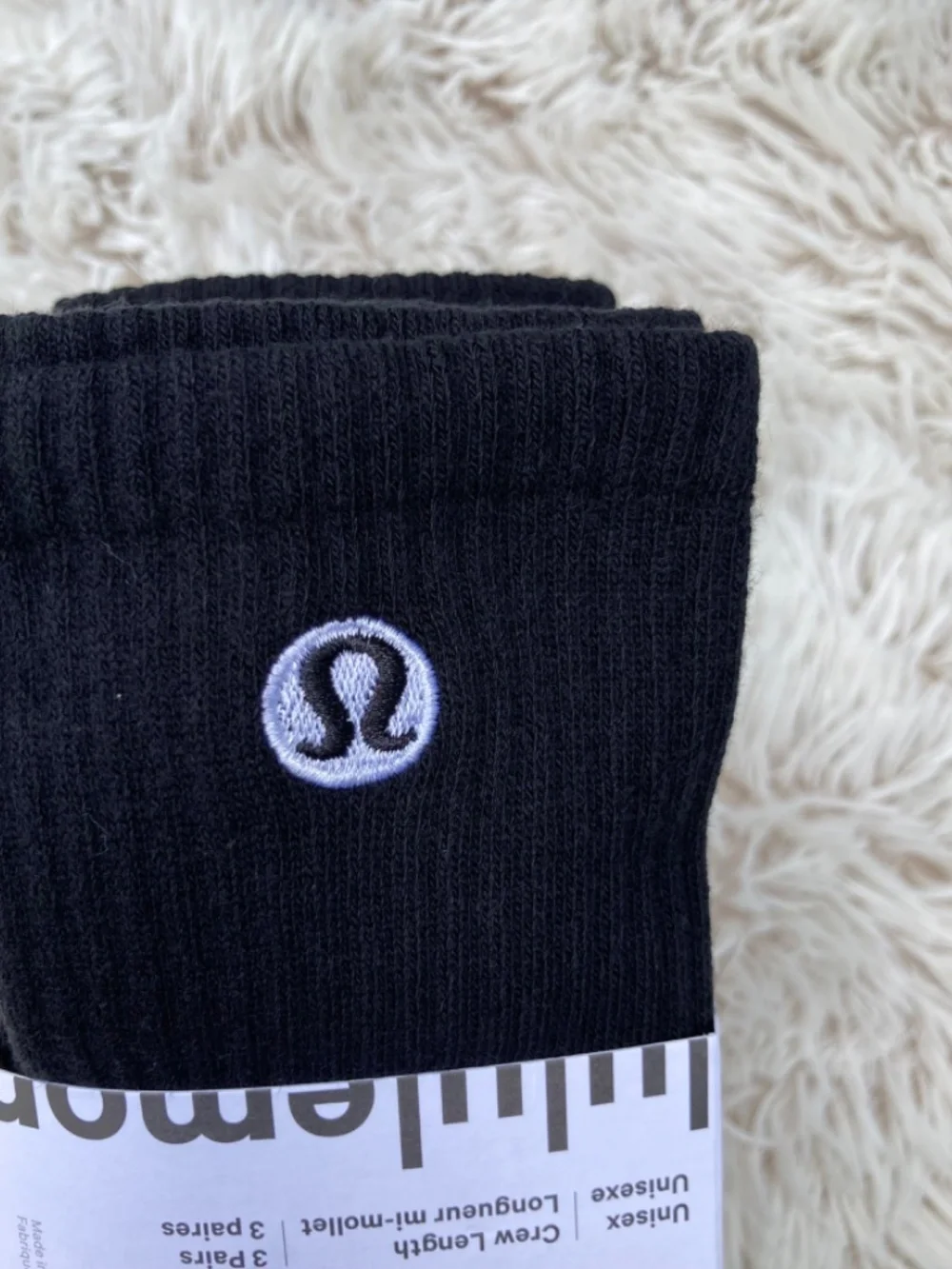 NWT Lululemon Daily Essential Unisex Crew Length 3 pack of Socks Size Medium